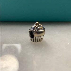 Pandora cupcake charm